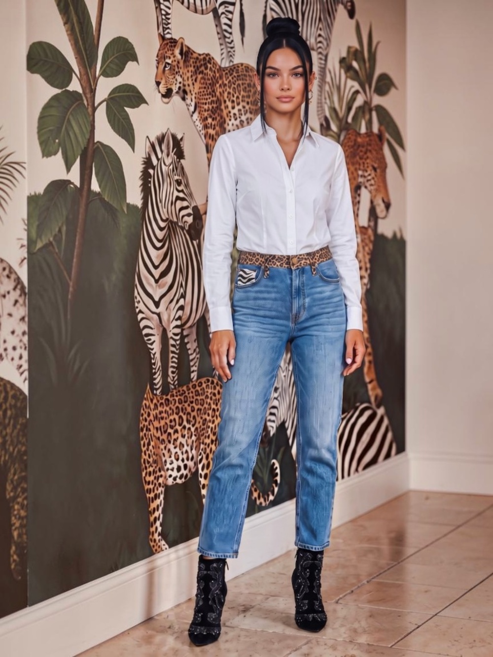 Alice & Olivia Pretty Wild Crop Jeans in Animal Print Size 29